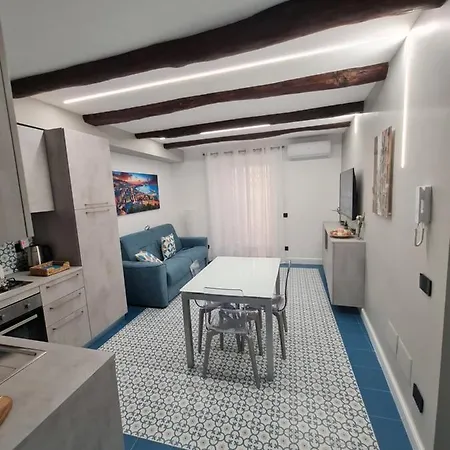 شقة Chiaja Lux House نابولي